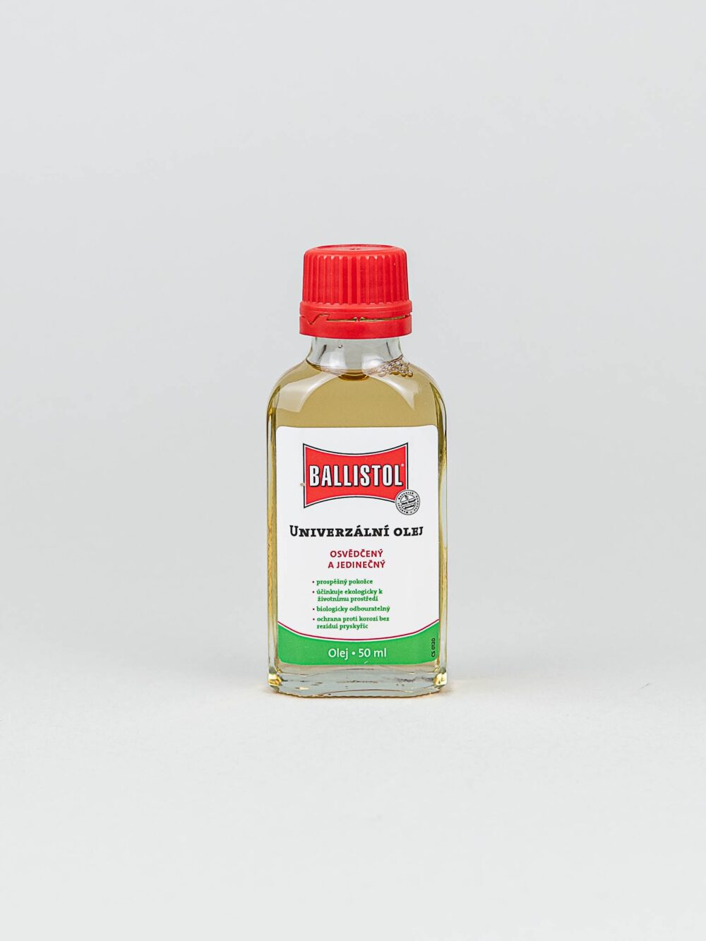 univerzální olej Ballistol na šedém pozadí